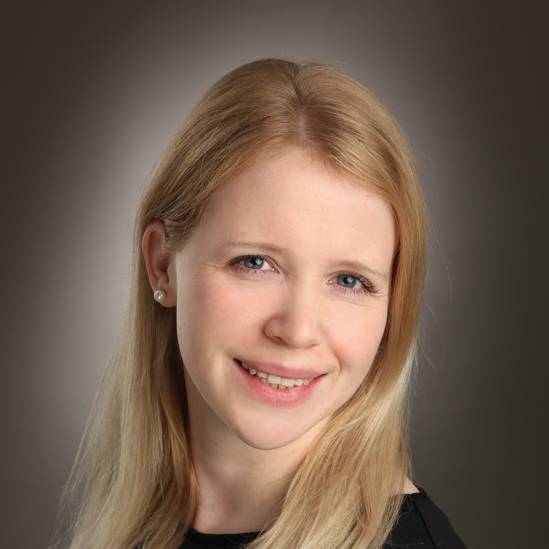 Dr. Vanessa Schäffner